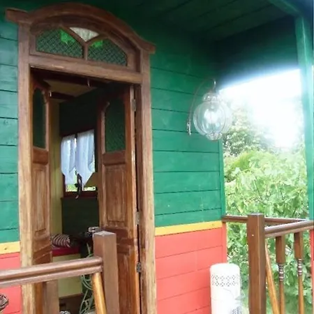 Maison d'hôtes Roulotte Chimere & Serre Nuit Etoilee *